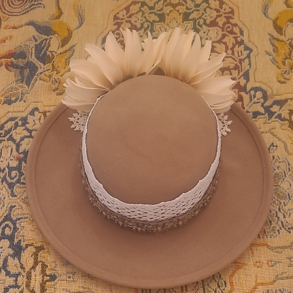 Elegant Tan Hat with Cream Accents